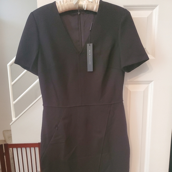 Elie Tahari Alessandra V-Neck Sheath Dress - Picture 3 of 8